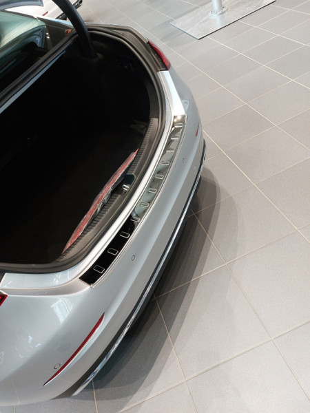 Schätz ® Ladekantenschutz Mercedes C-Klasse Limousine W206 ab 2021 mit AMG-Stoßstange